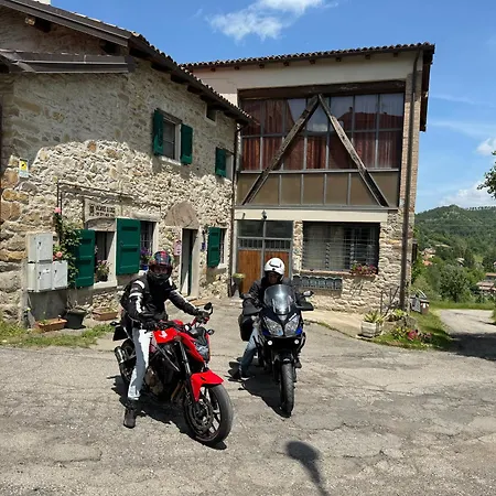 La Corte Dei Celti La Fonte 1 San Benedetto Del Querceto Esterno foto